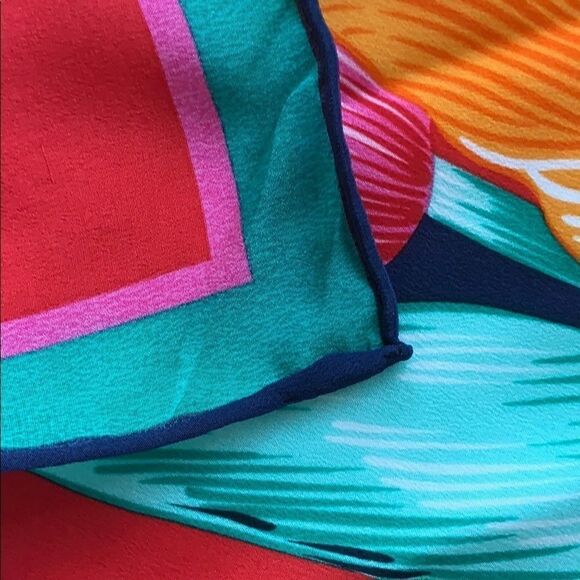 Huge Loris Azzaro floral tulip scarf red-green - Picture 7 of 7